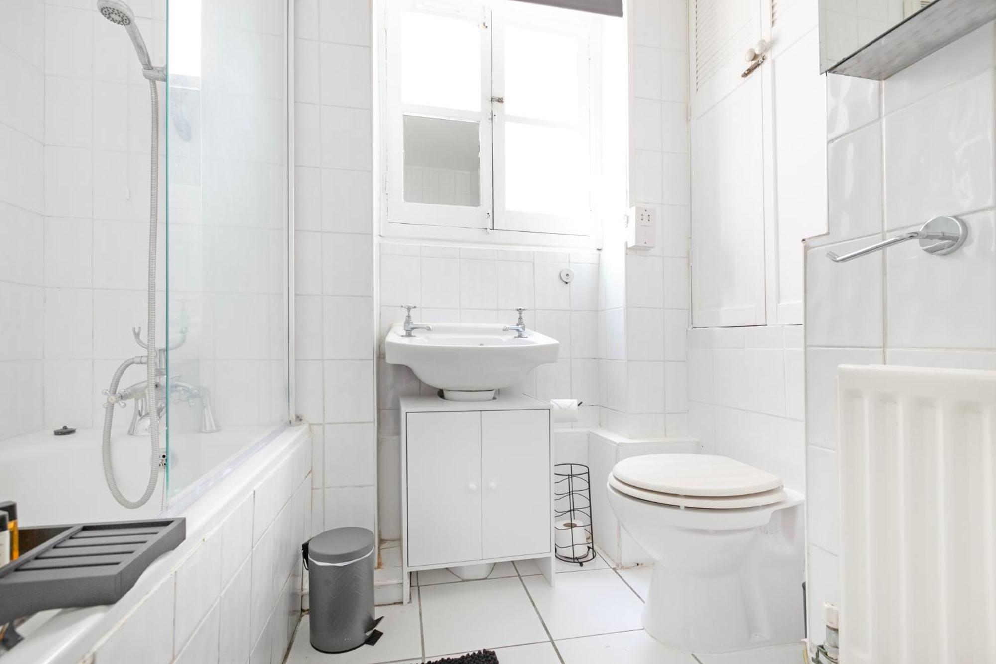 Beautiful One Bedroom Flat In Scott Ellis Gardens London Exteriör bild