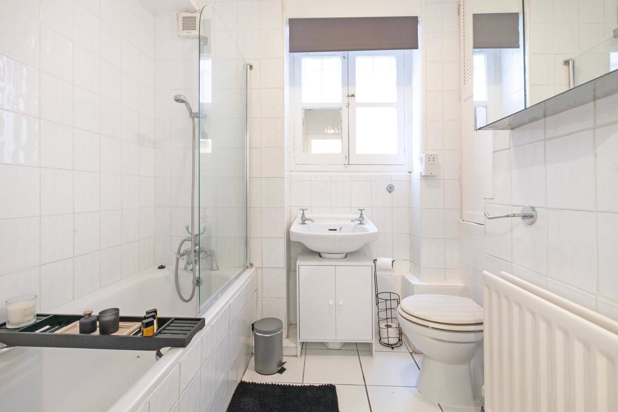 Beautiful One Bedroom Flat In Scott Ellis Gardens London Exteriör bild